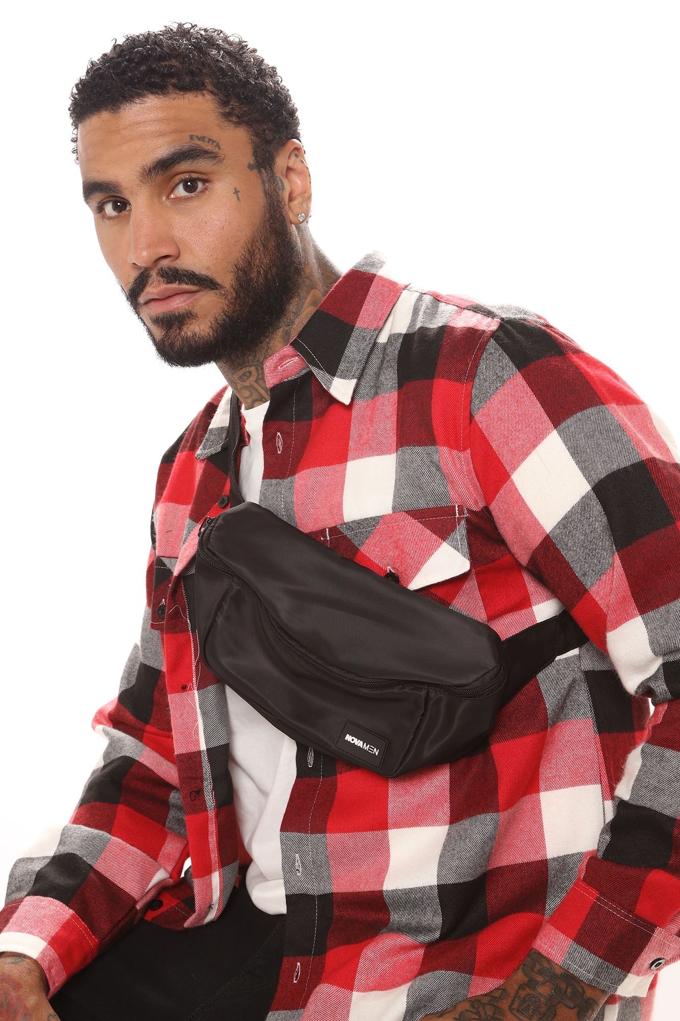 Novamen Sling Crossbody Bag - Black