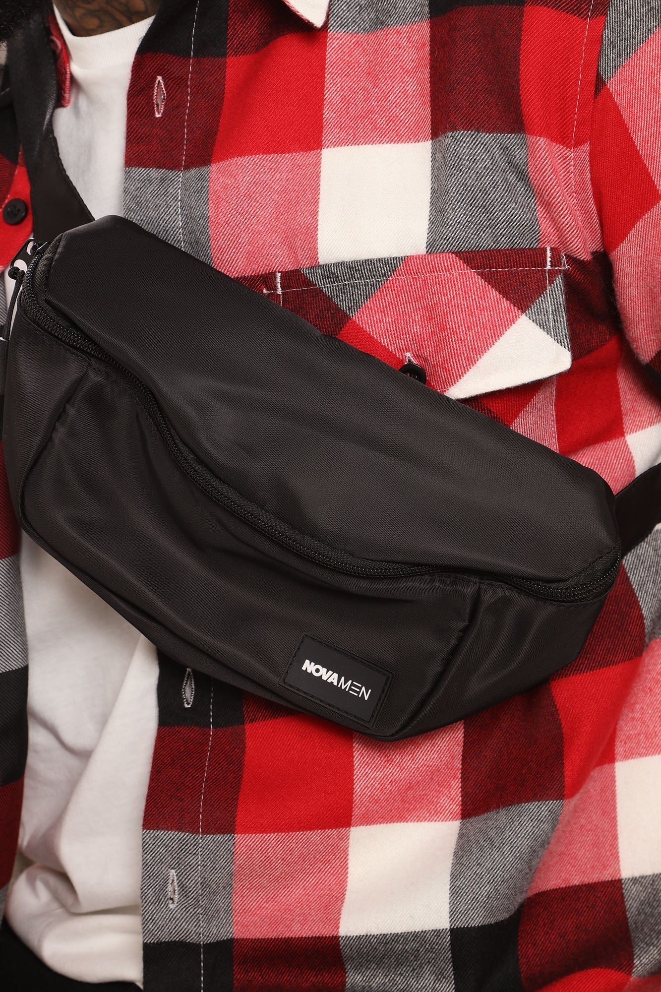 Novamen Sling Crossbody Bag - Black